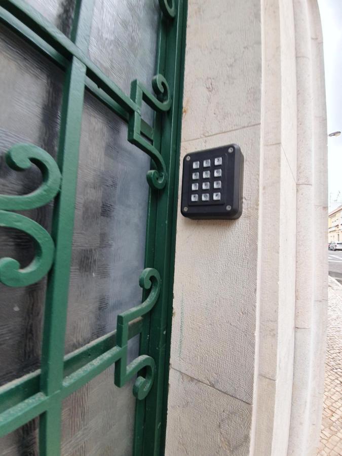 Inn Faro - Casa Amarela - Guest House المظهر الخارجي الصورة